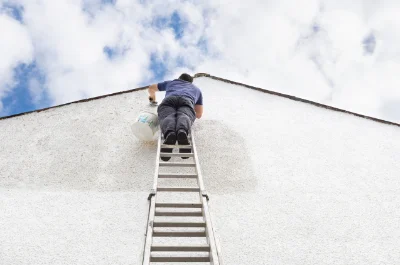 Peinture extérieure à Salers — façades et ravalement